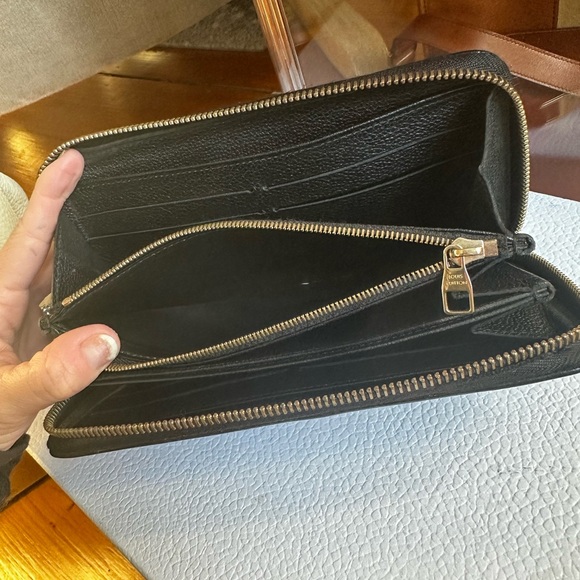 Louis Vuitton Black Empriente Zippy Wallet - Picture 10 of 14